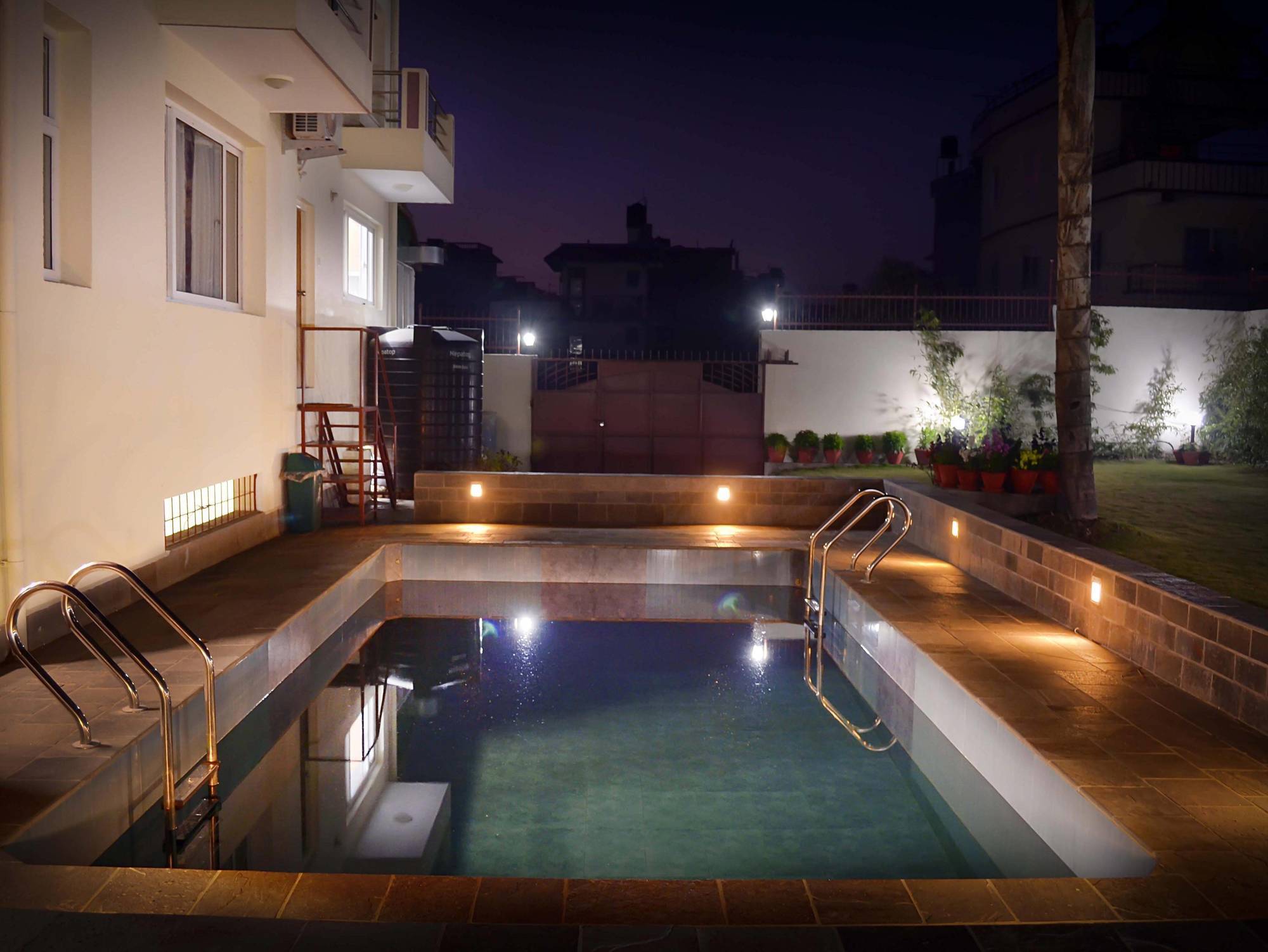 Nirvana Home Kathmandu Bagian luar foto